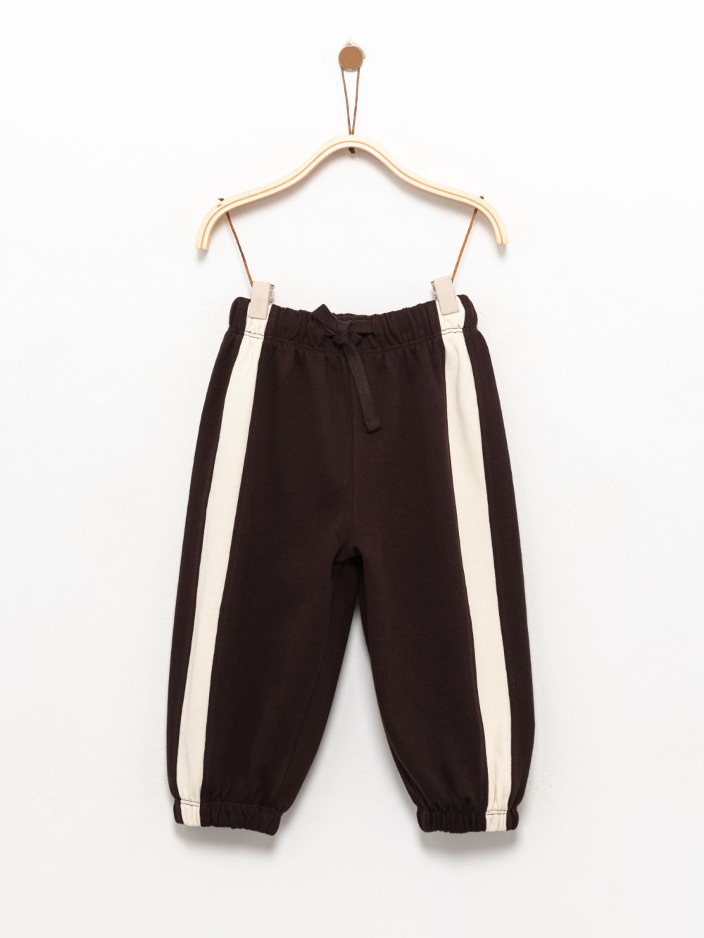 מכנסי  JOGGER רחבים עם פס