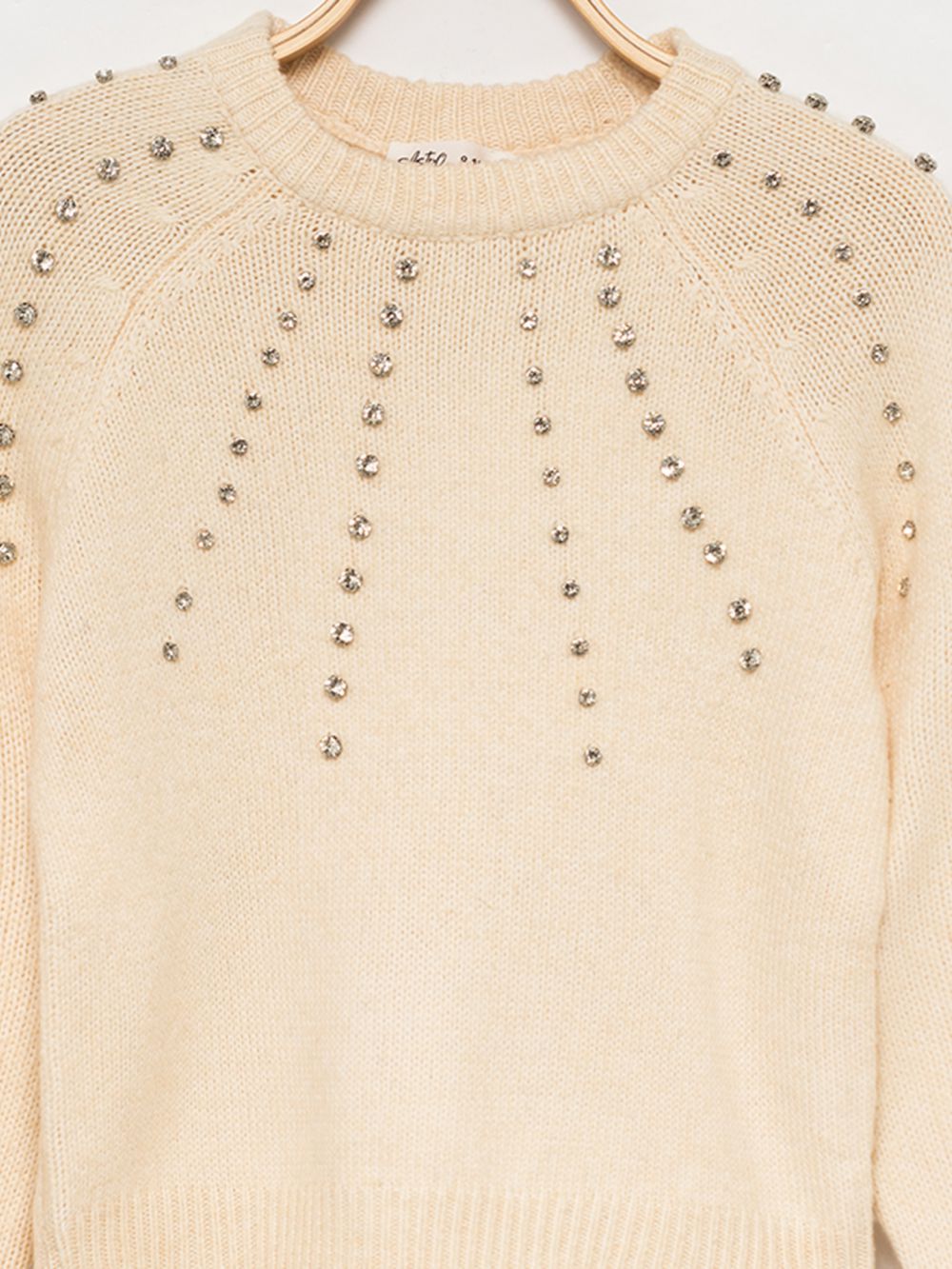 סריג עם אבנים