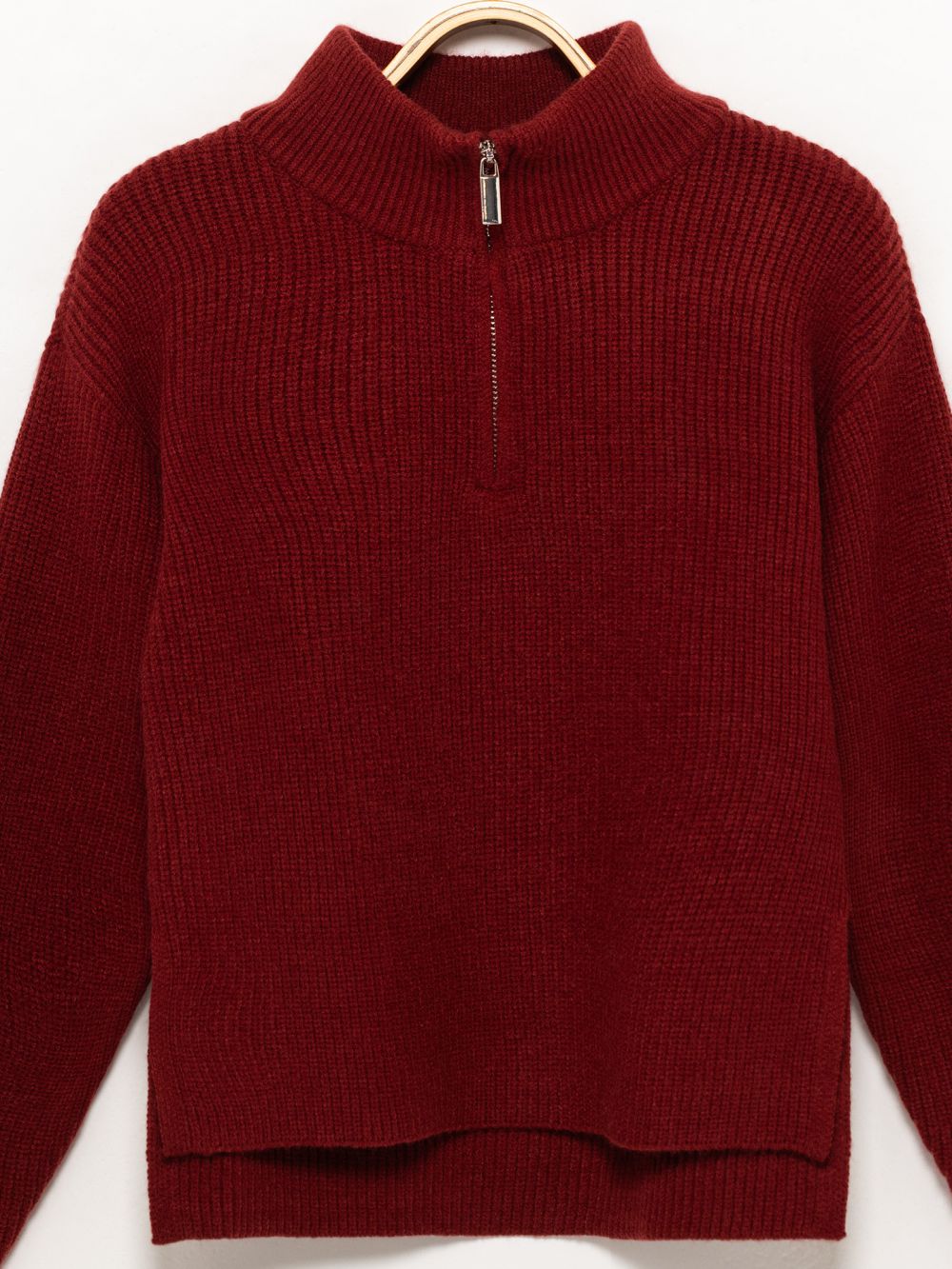 סריג צווארון גבוה