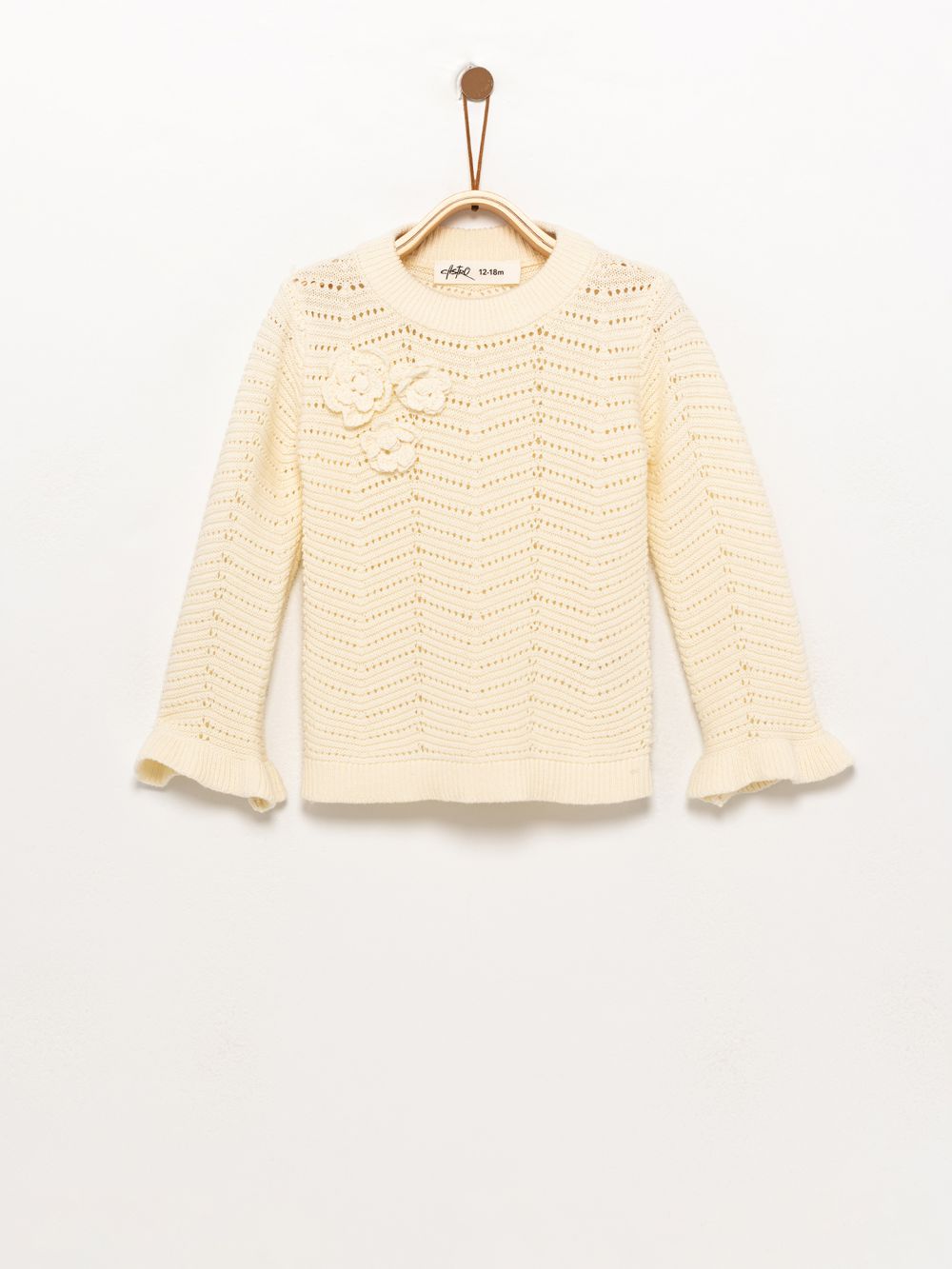 חולצת סריג מעוטרת