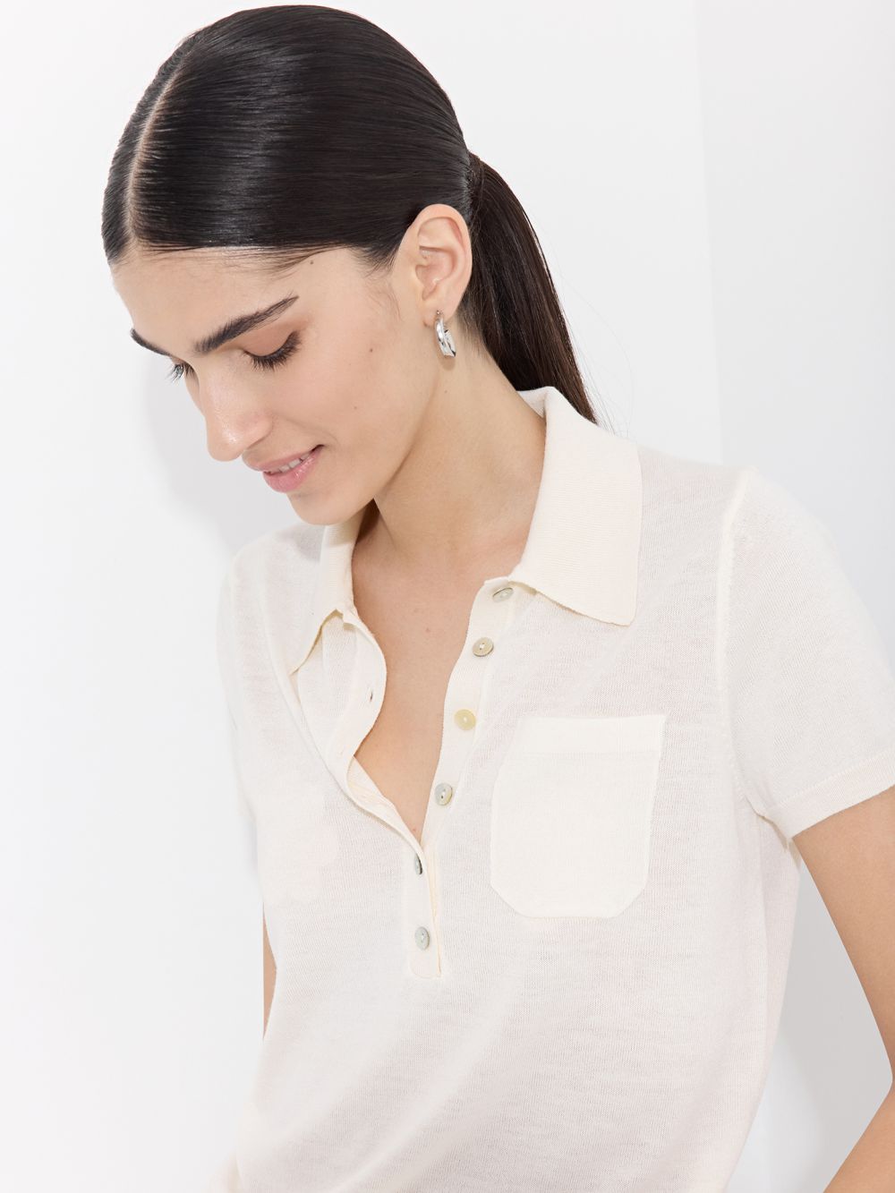 חולצת סריג קצרה