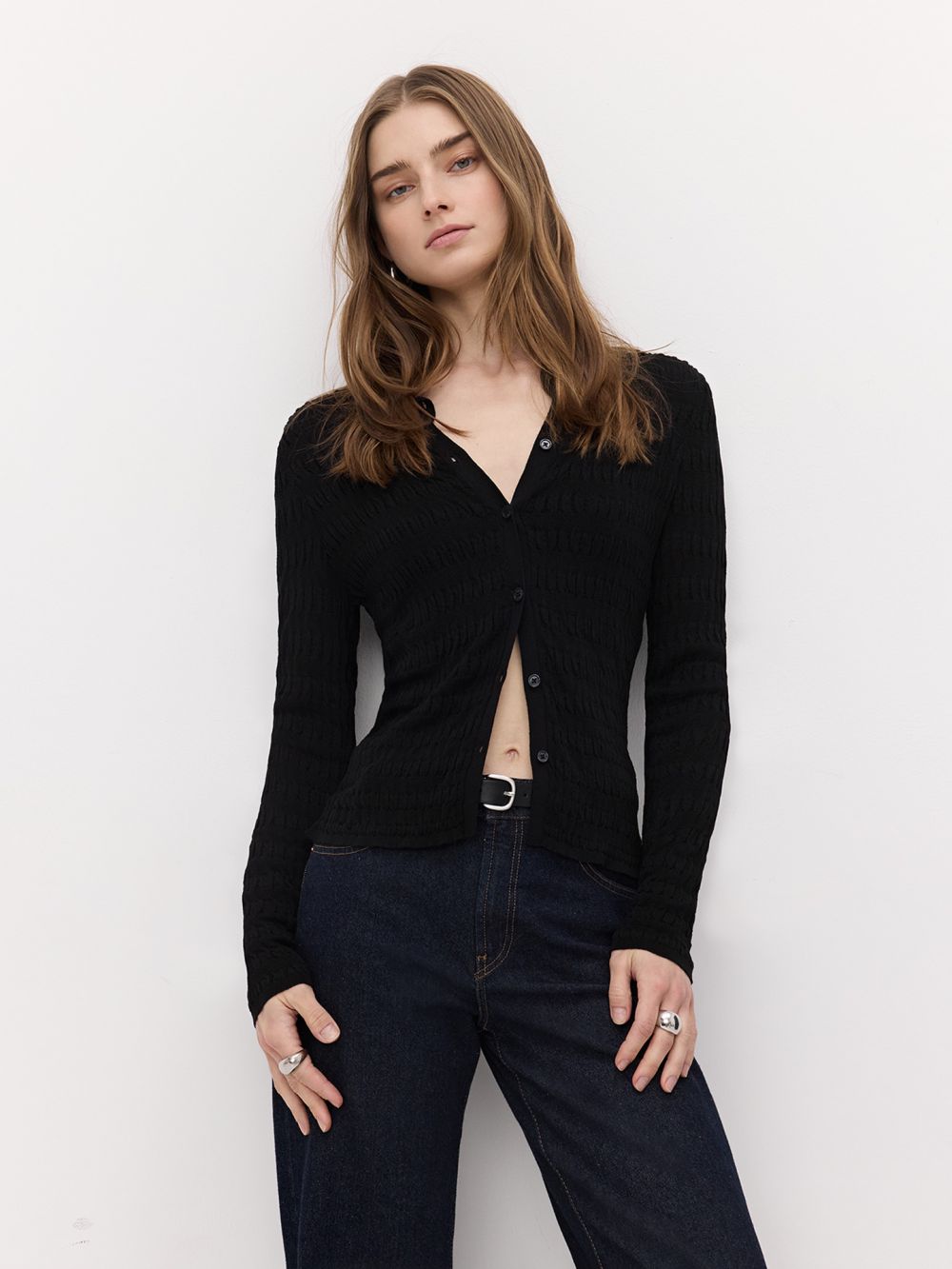 קרדיגן עם כפתורים