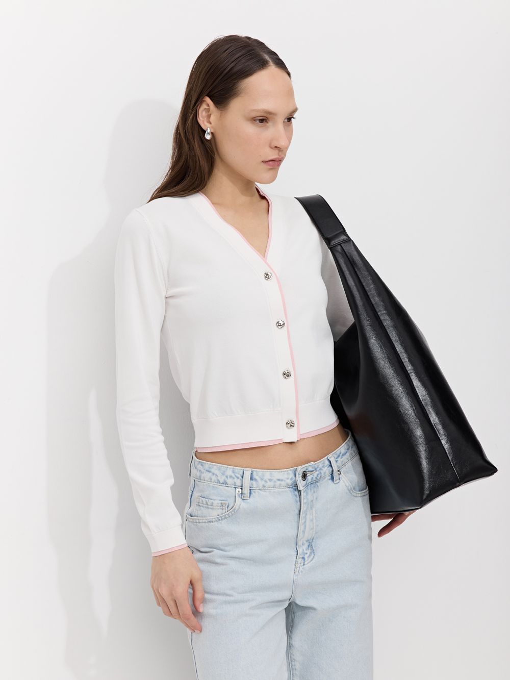 קרדיגן עם כפתורים