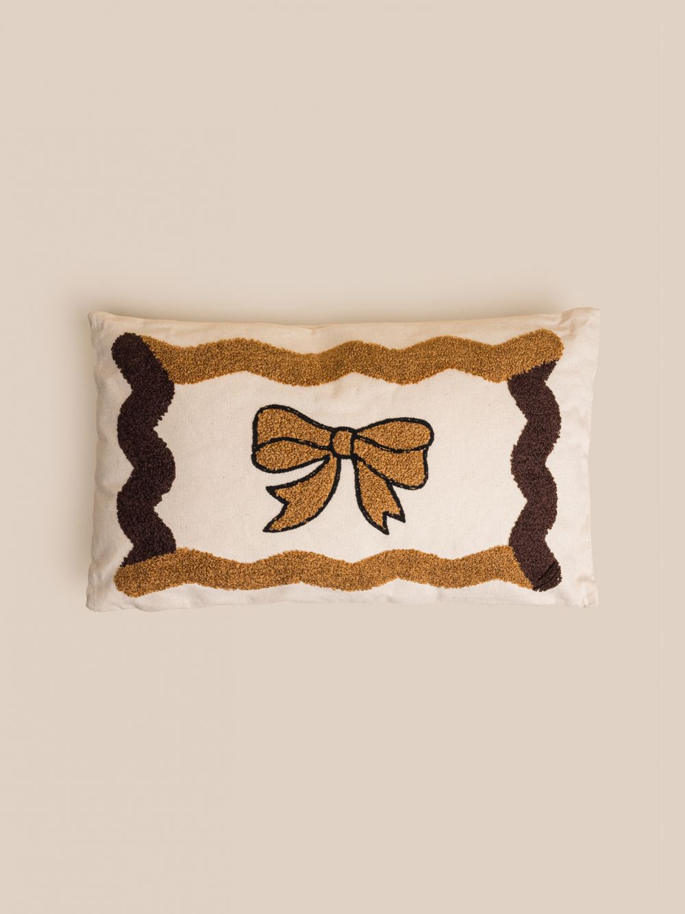 כרית נוי פפיון 30x50cm