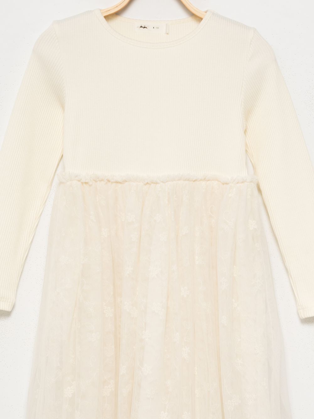 שמלת טוטו פרחונית