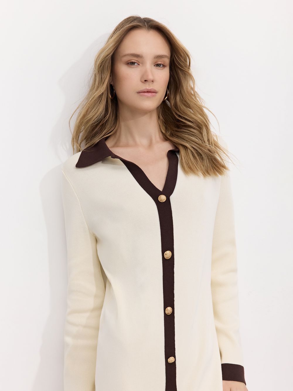 שמלת מיני מכופתרת