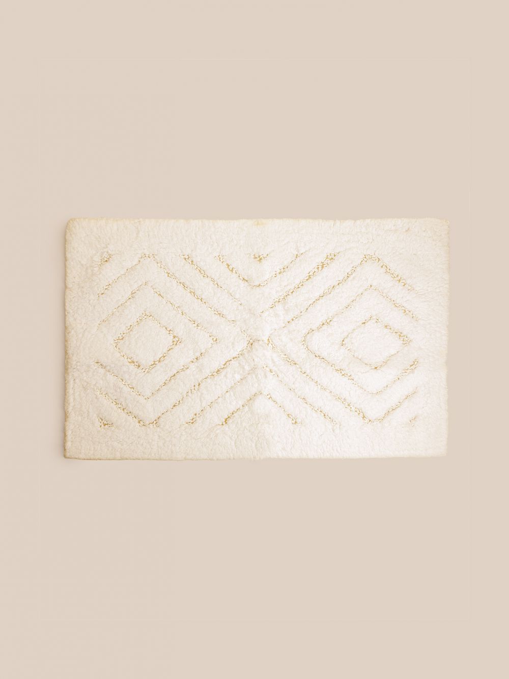 שטיח אמבטיה ג’קארד מעויינים