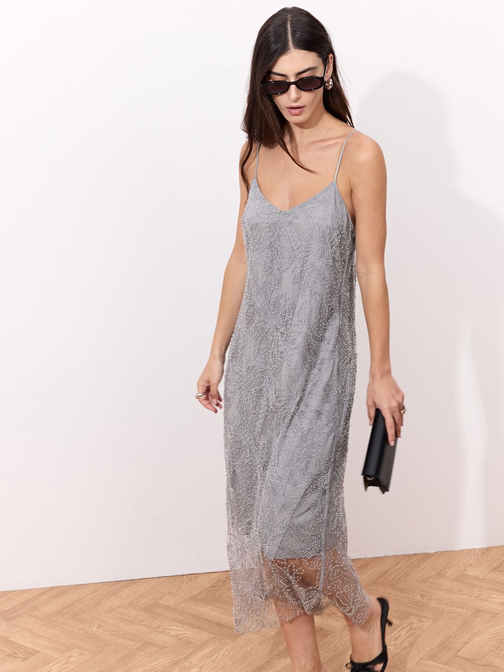 שמלת מידי רקומה