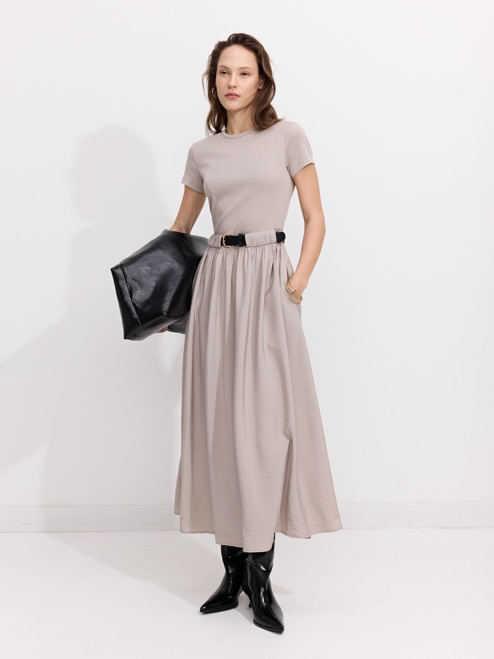 שמלת מידי עם חגורה