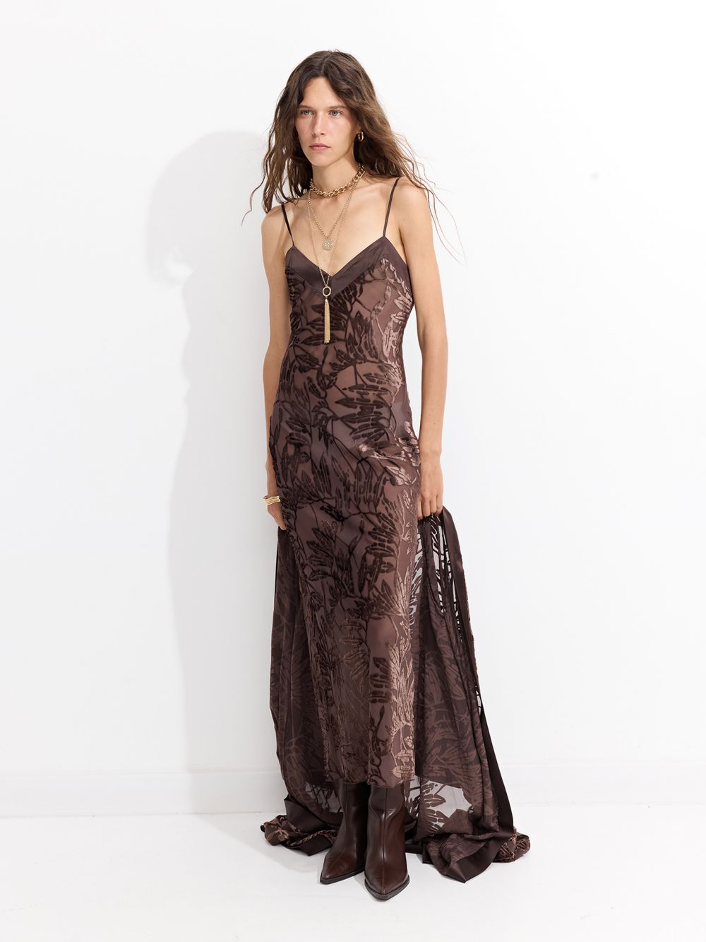 שמלת קטיפה צרובה