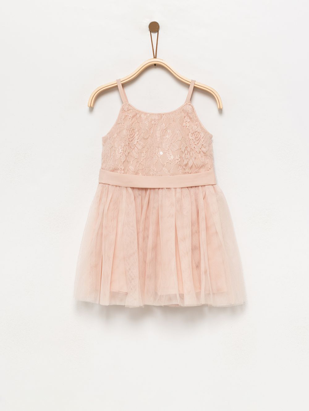 שמלה עם תחרה