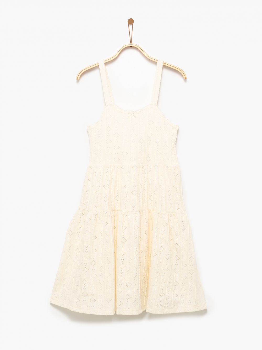 שמלה מבד רקמה