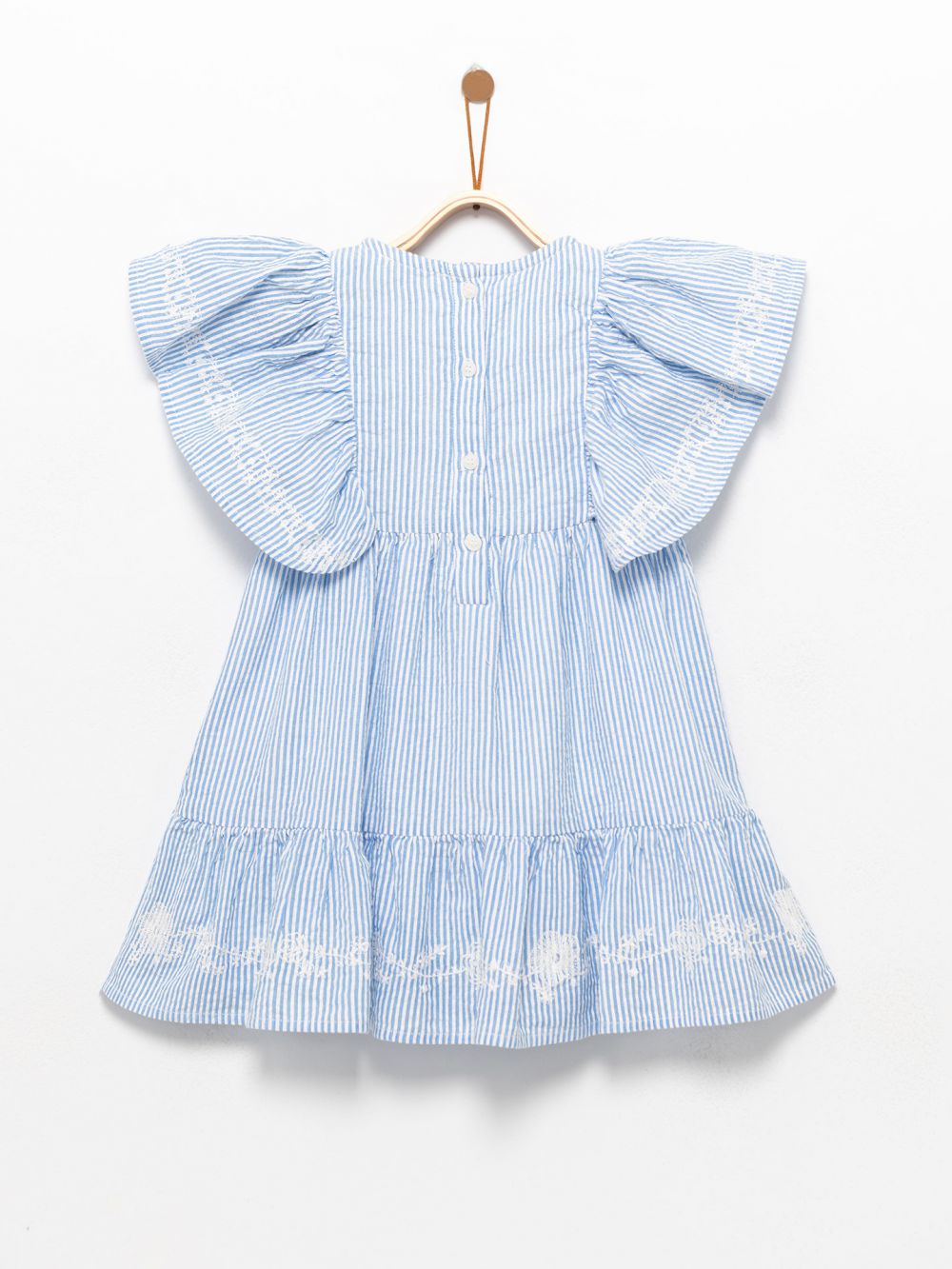 שמלה עם רקמה