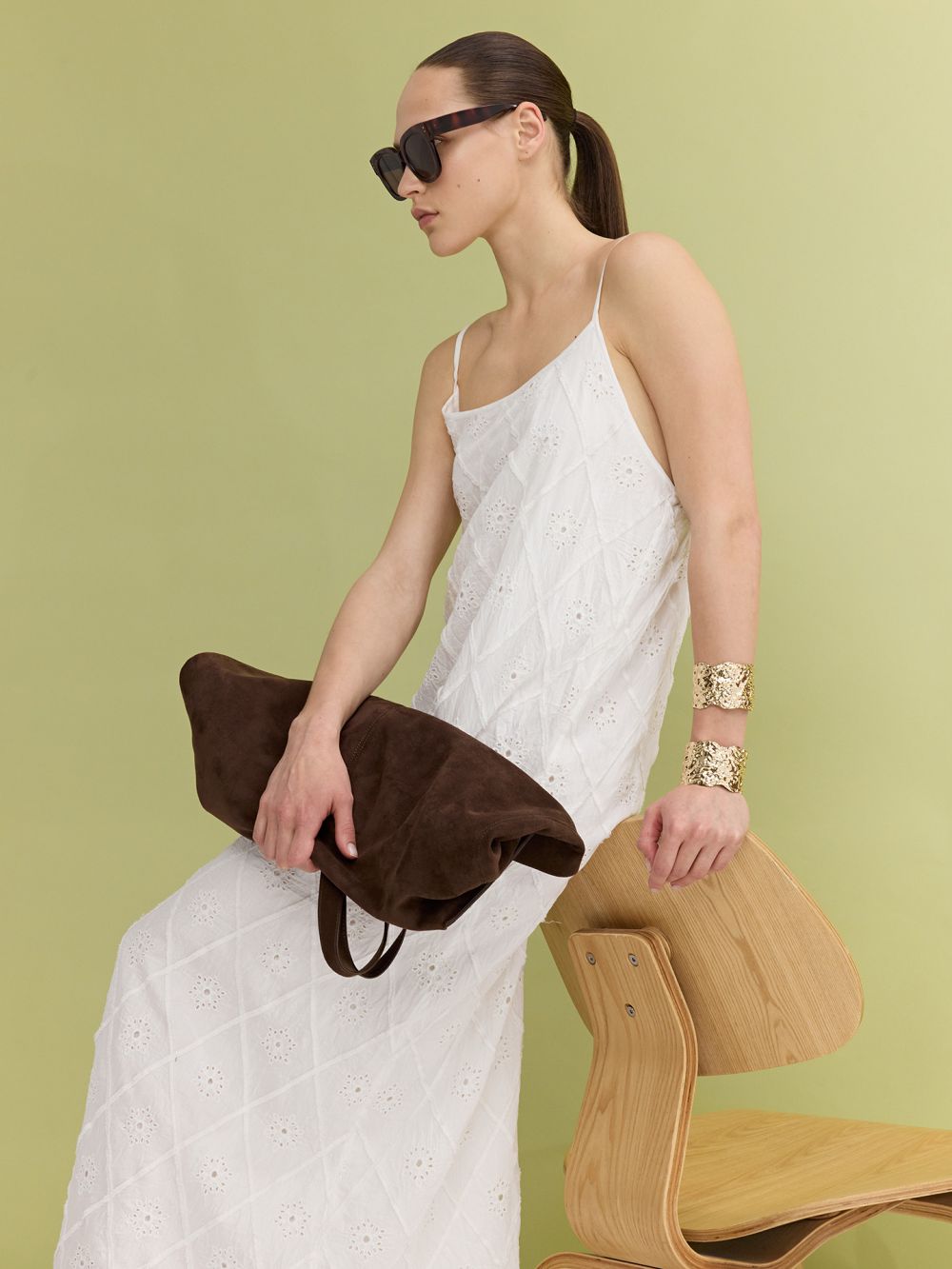 שמלת מקסי בגזרה ישרה בעיטור רקמות