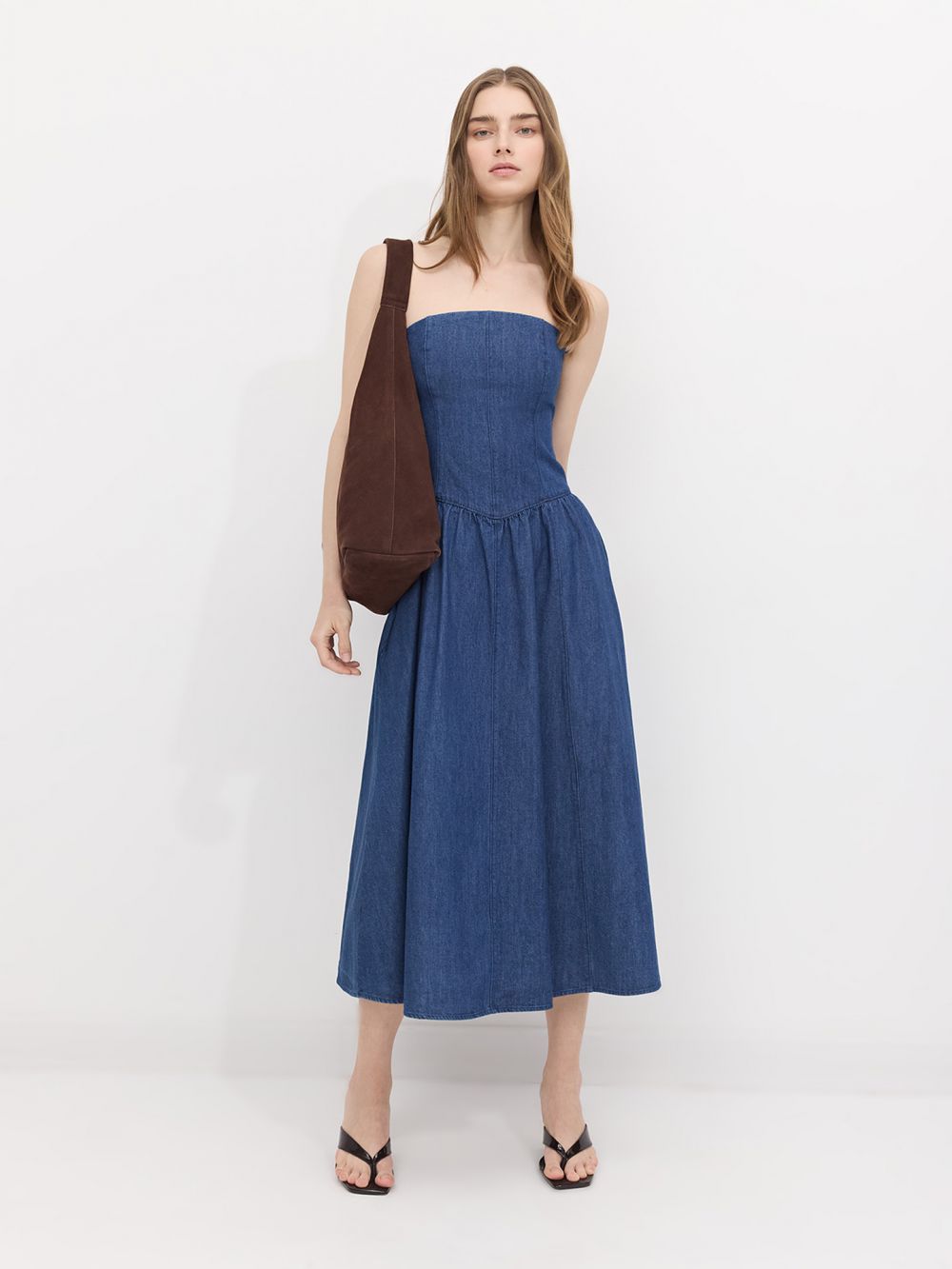 שמלת ג’ינס סטרפלס