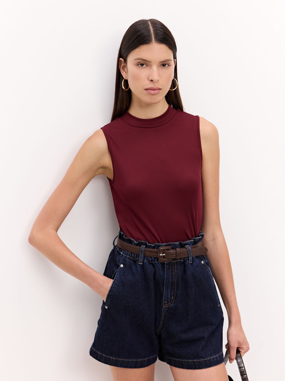 גופית ריב קריר צווארון גולף נמוך