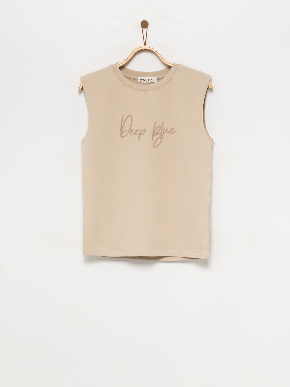 גופיה עם רקמה