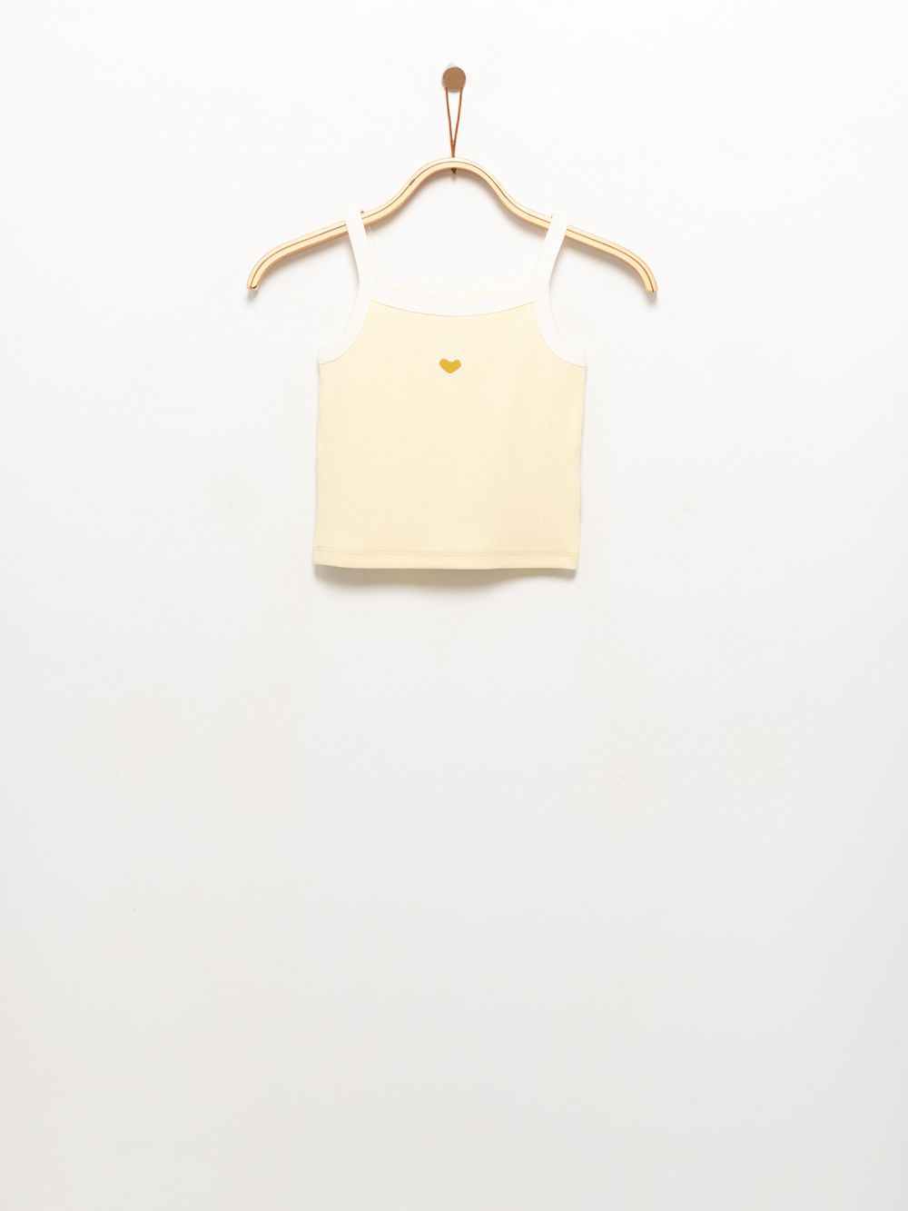 גופיית ריב עם רקמה