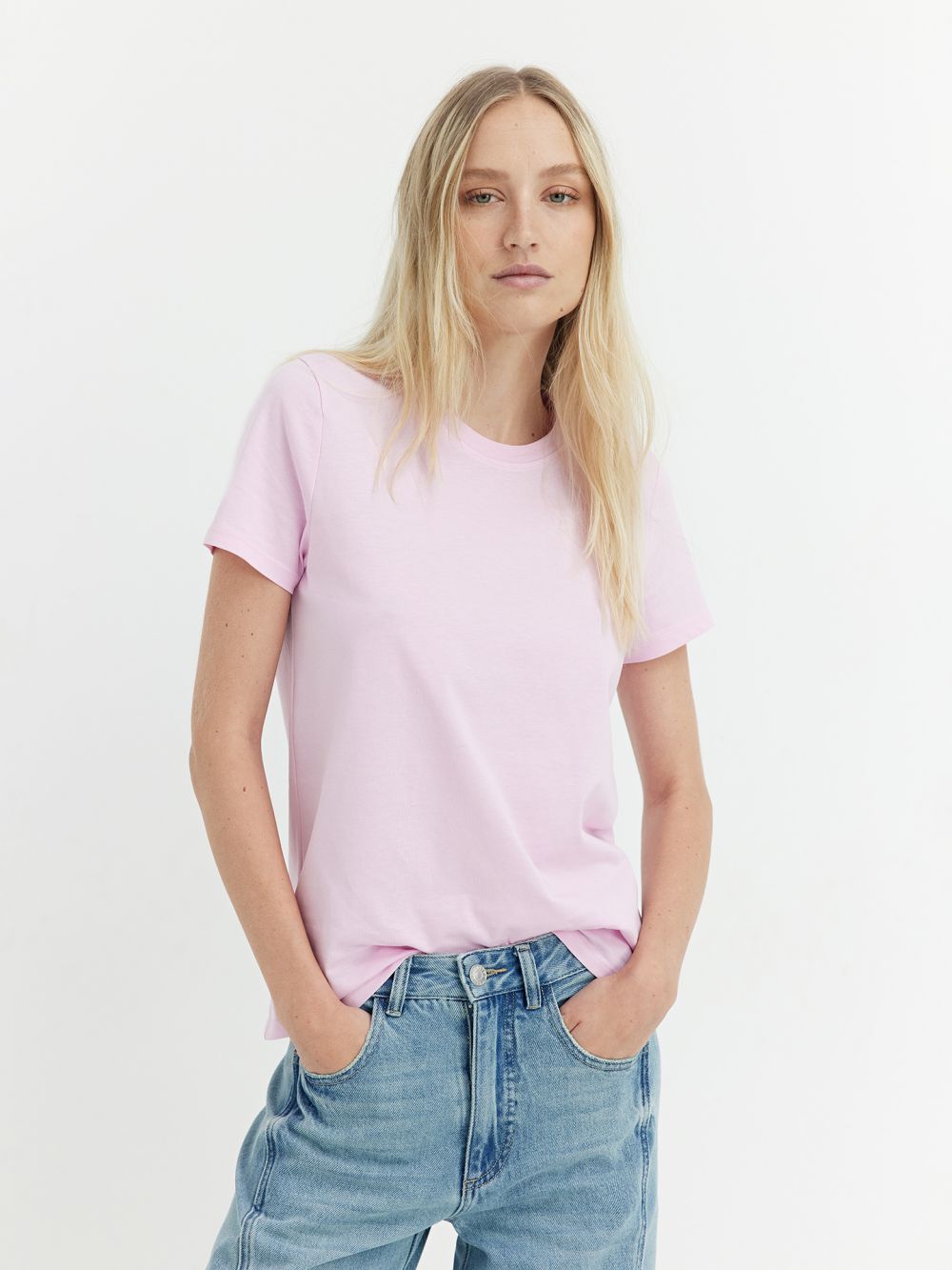 טי-שירט בייסיק מפתח עגול