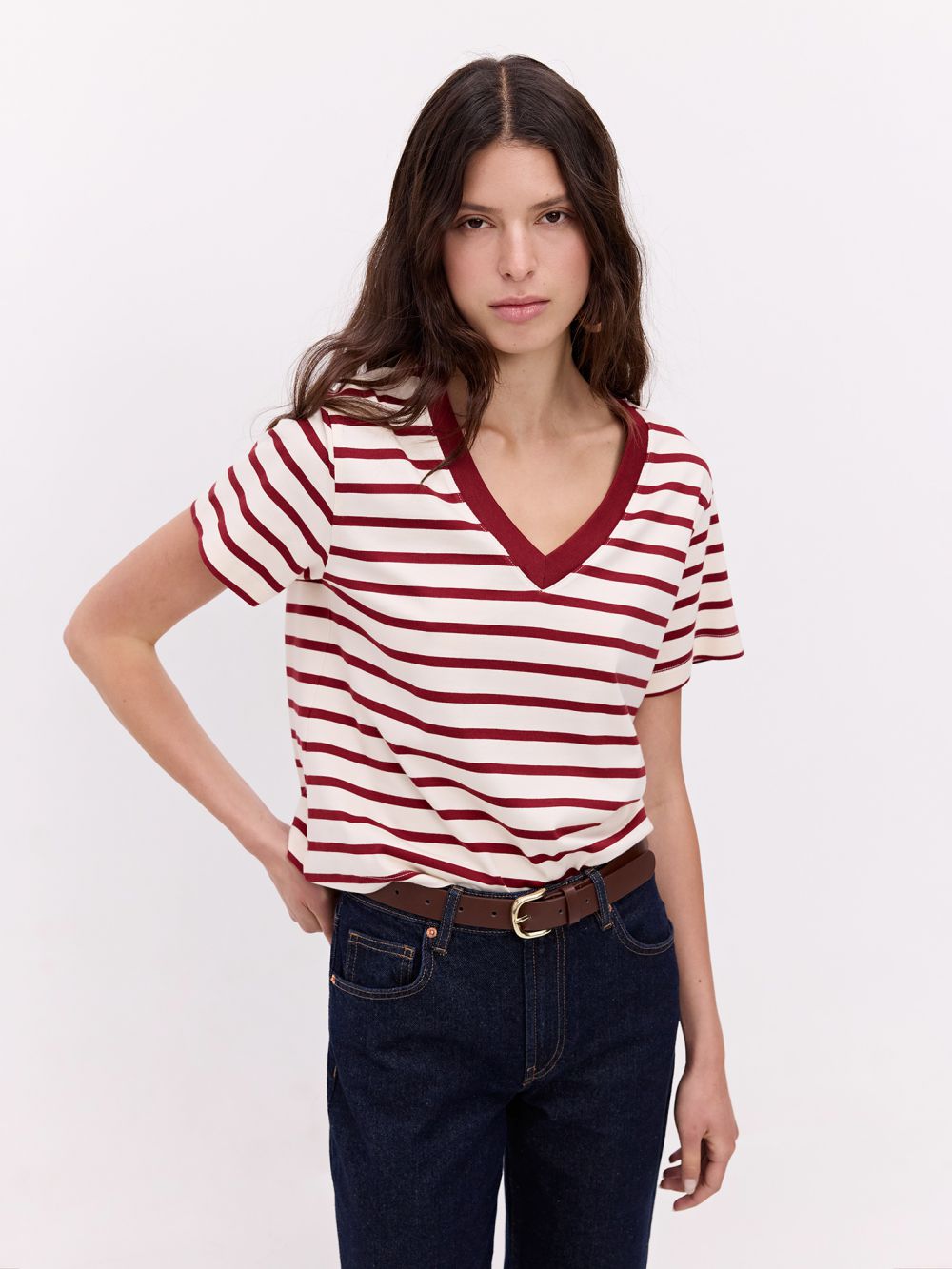 טי שירט פימה בוקסית מחשוף וי