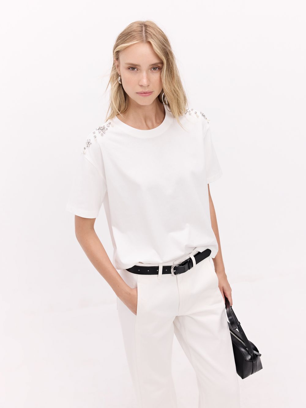 טי-שירט מעוטרת