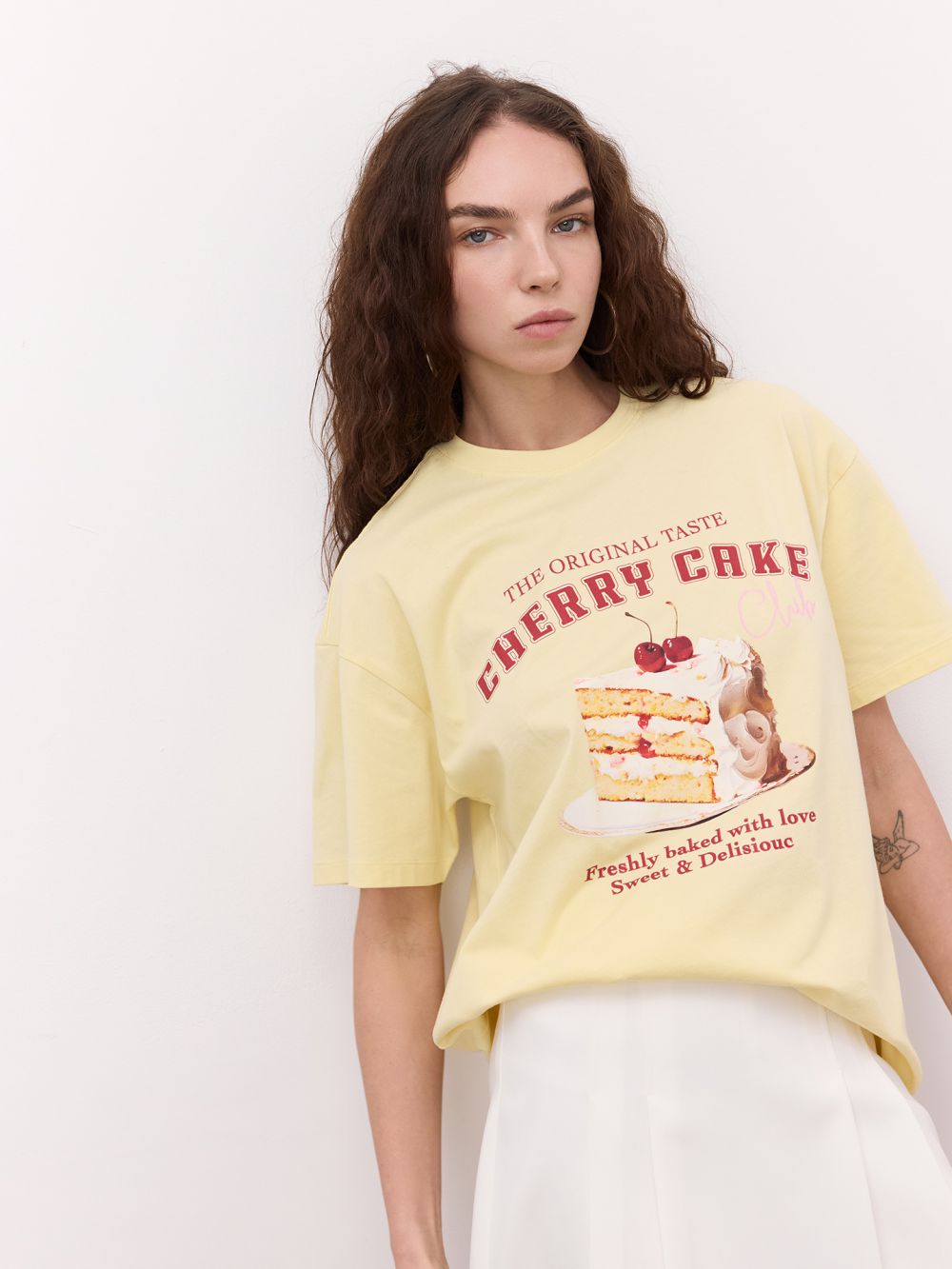 טי שירט  עם דפוס