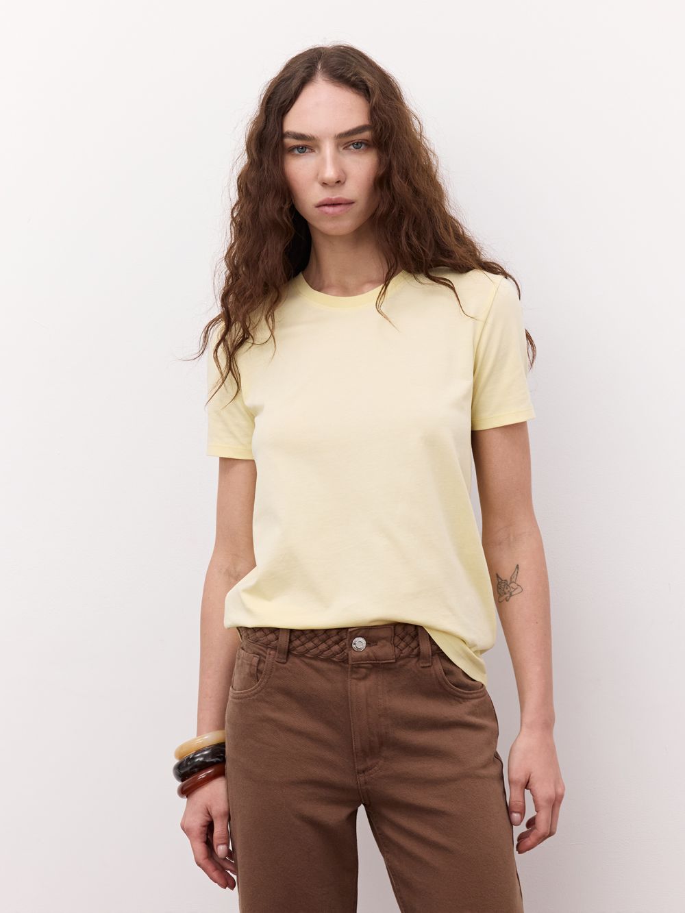 חולצת בית ספר בייסיק C