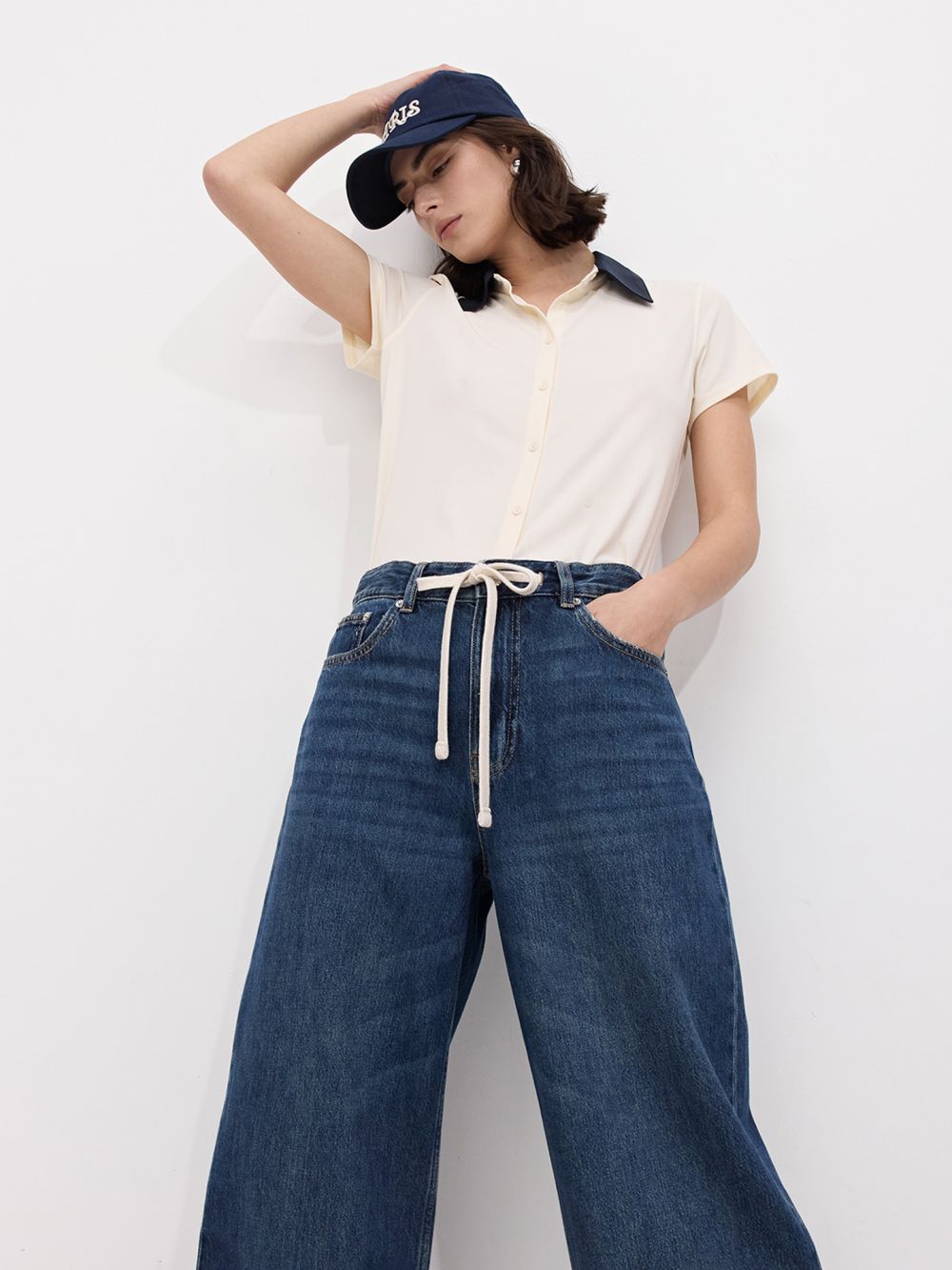 טי-שירט מכופתרת