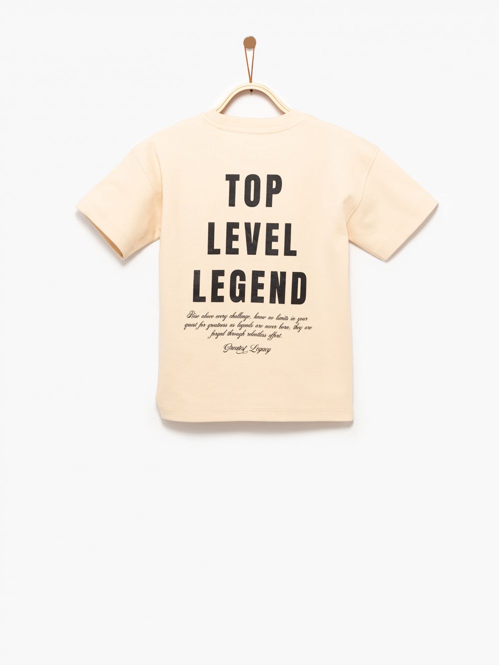 טי-שירט עם כיתוב