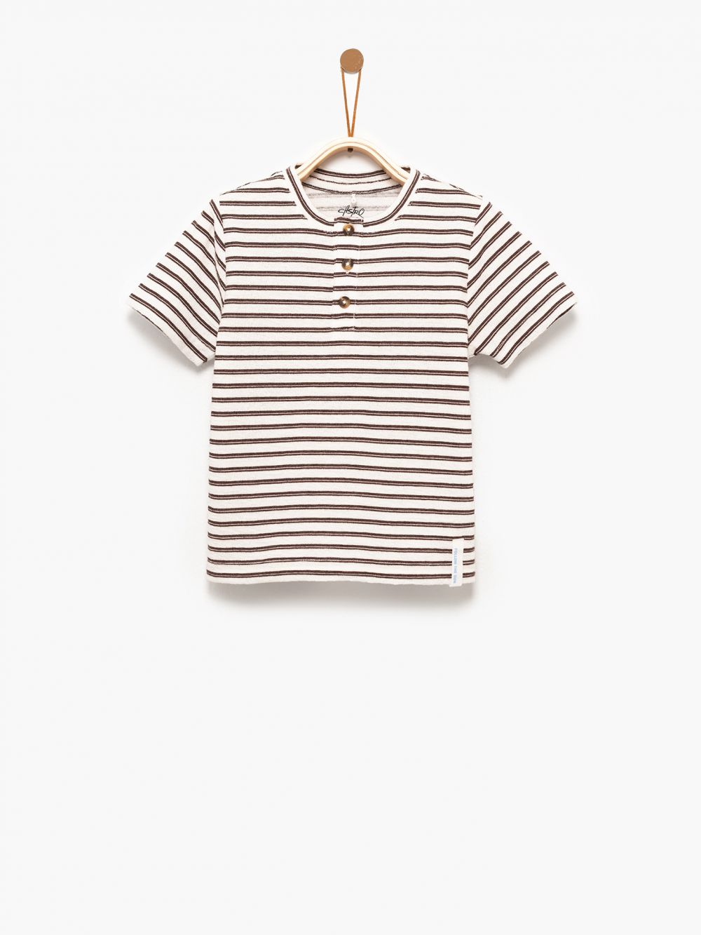 חולצת טי עם שינה