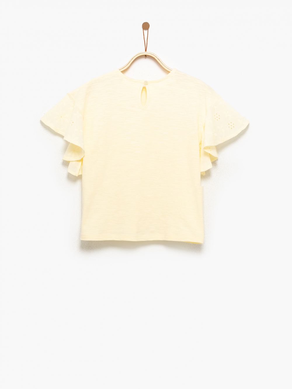 חולצה עם שרוול קצר ורקמה