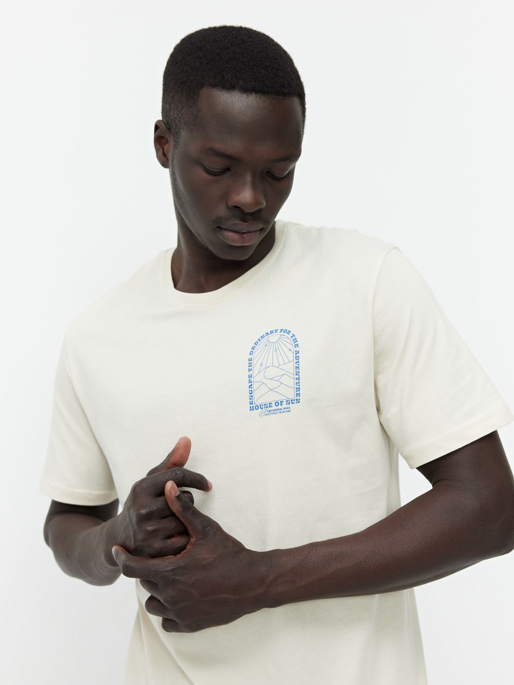 טי שירט עם דפוס