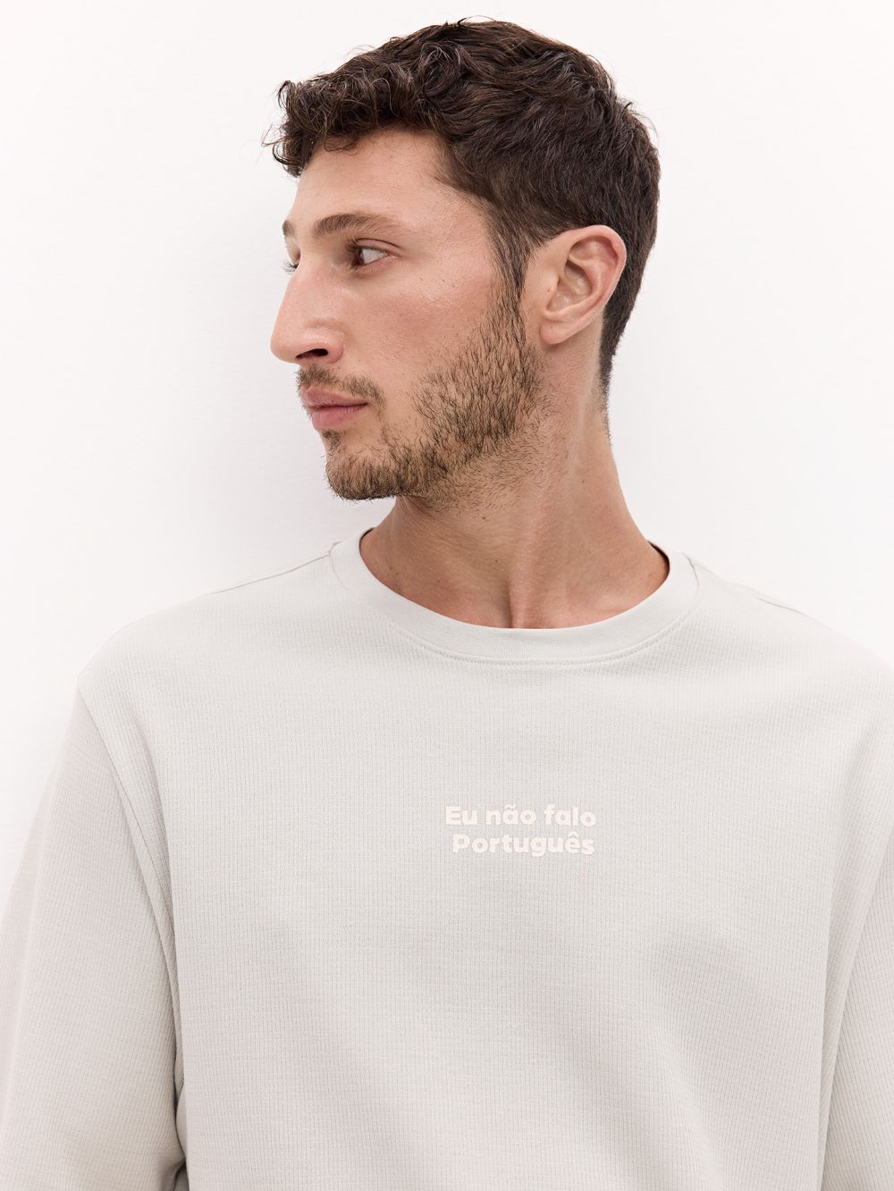 טי-שירט טקסטורה עם רקמה