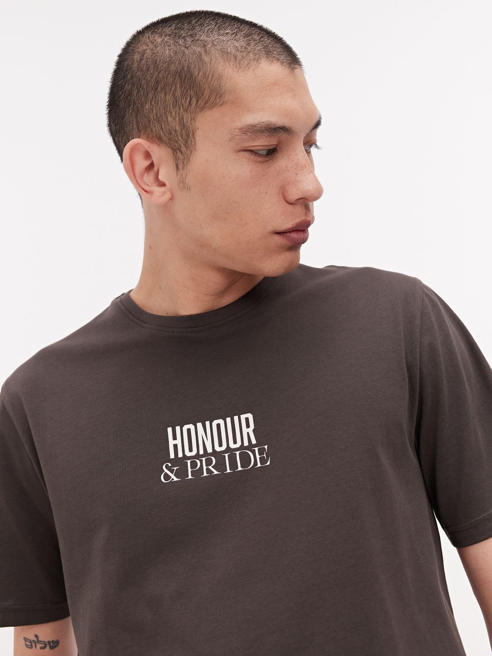 טי שירט מודפסת