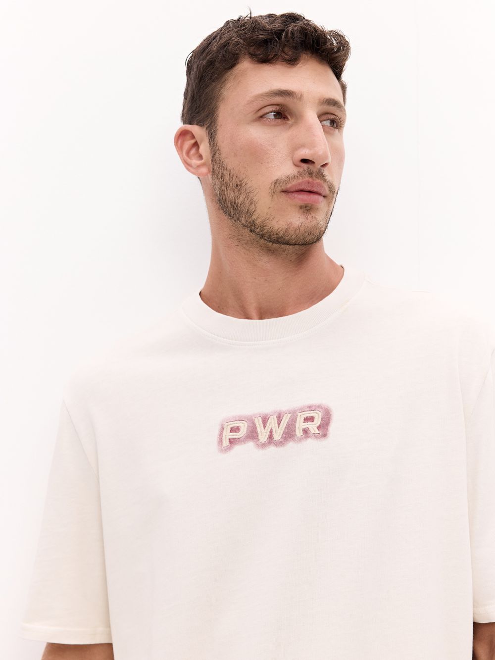 טי Relaxed fit שטופה עם ארט