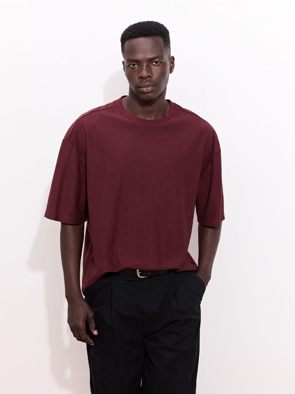 טי שירט עם טקסטורה