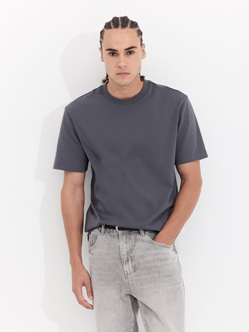 טי שירט שרוול קצר