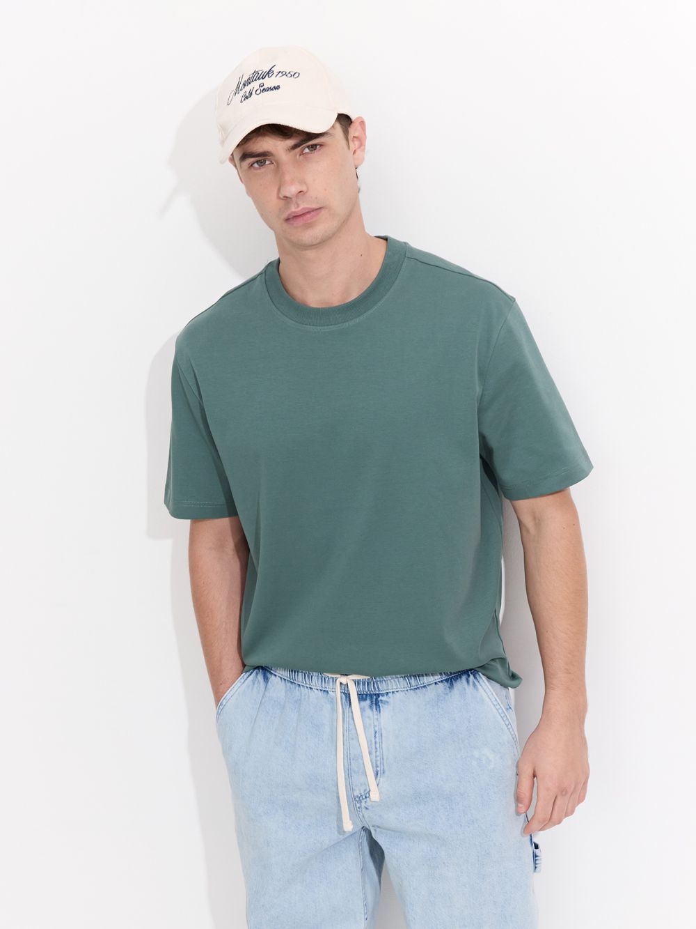 טי שירט שרוול קצר