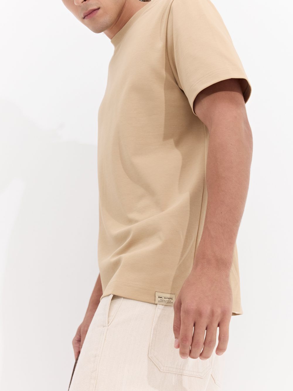 טי שירט שרוול קצר