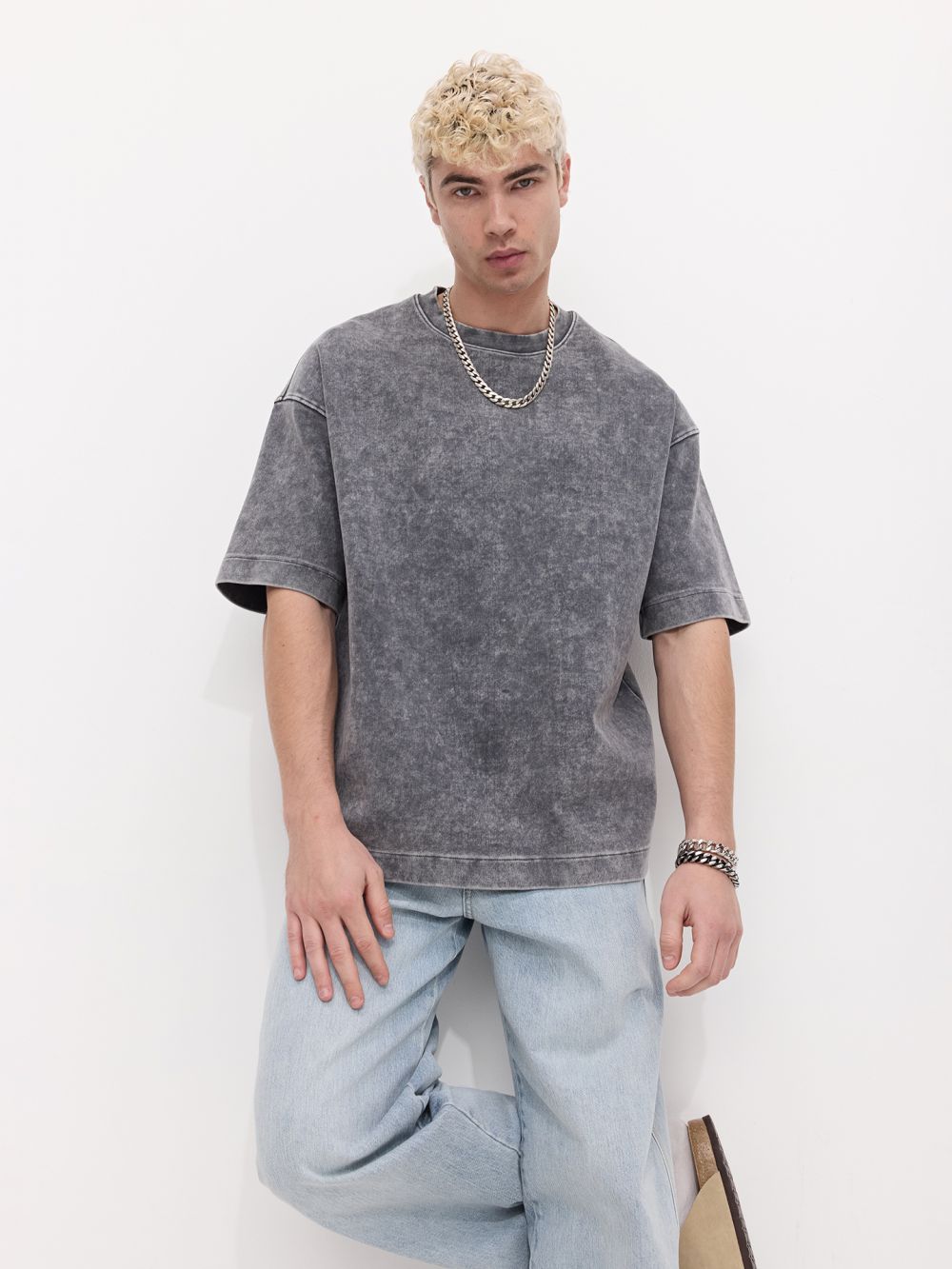 טי-שירט עבה שטופה