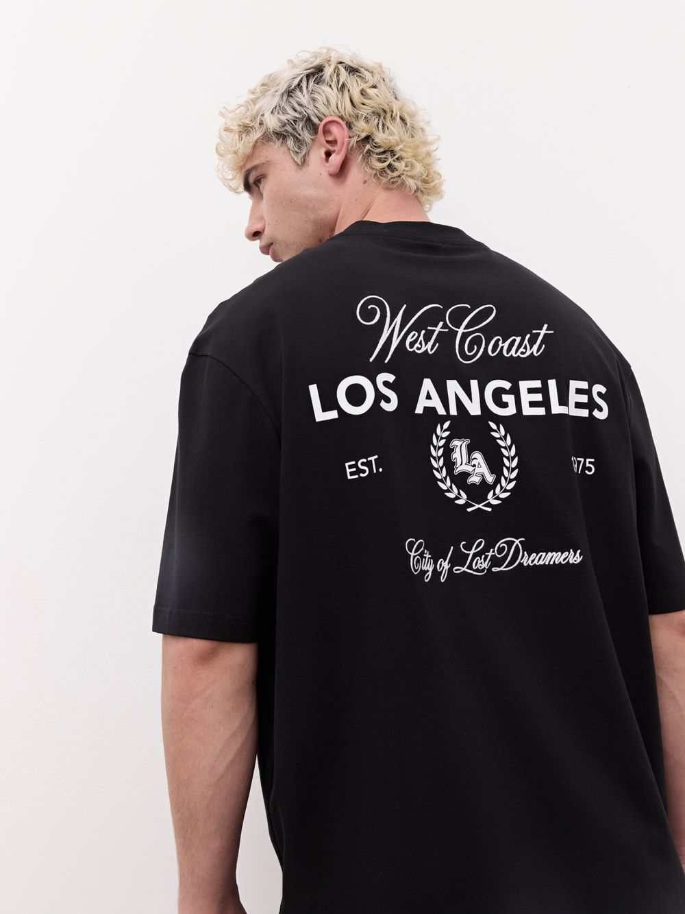 טי-שירט לייקרה עם כיתוב