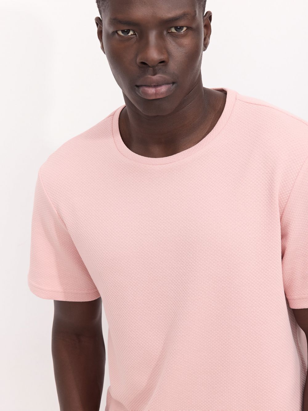 חולצה עם טקסטורה