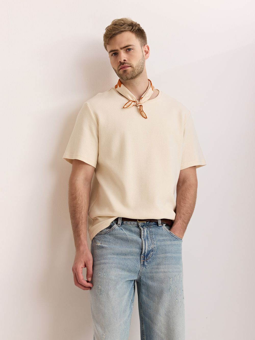 חולצה עם טקסטורה