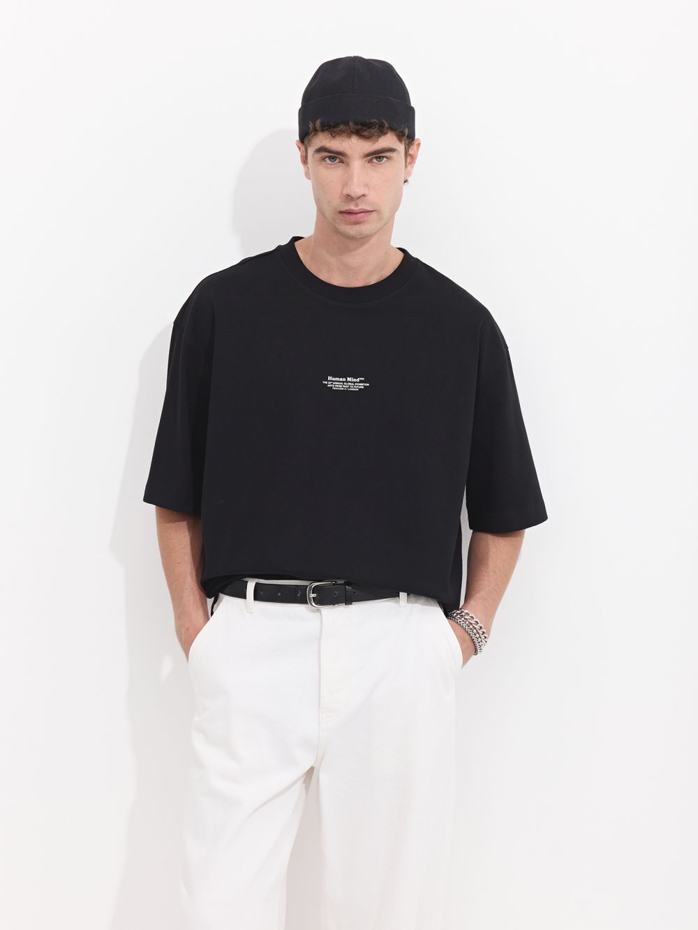 טי-שירט עם כיתוב