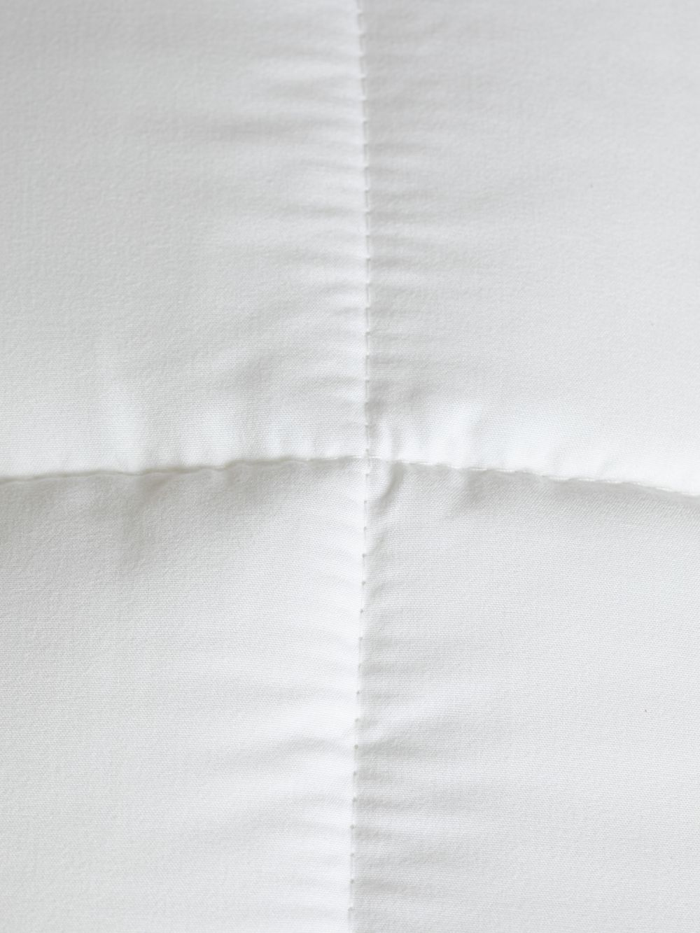 שמיכת פוך סינטטי ליחיד בגודל 150X200 ס”מ