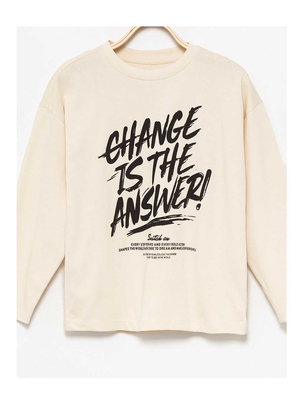 טי-שירט ארוכה עם כיתוב