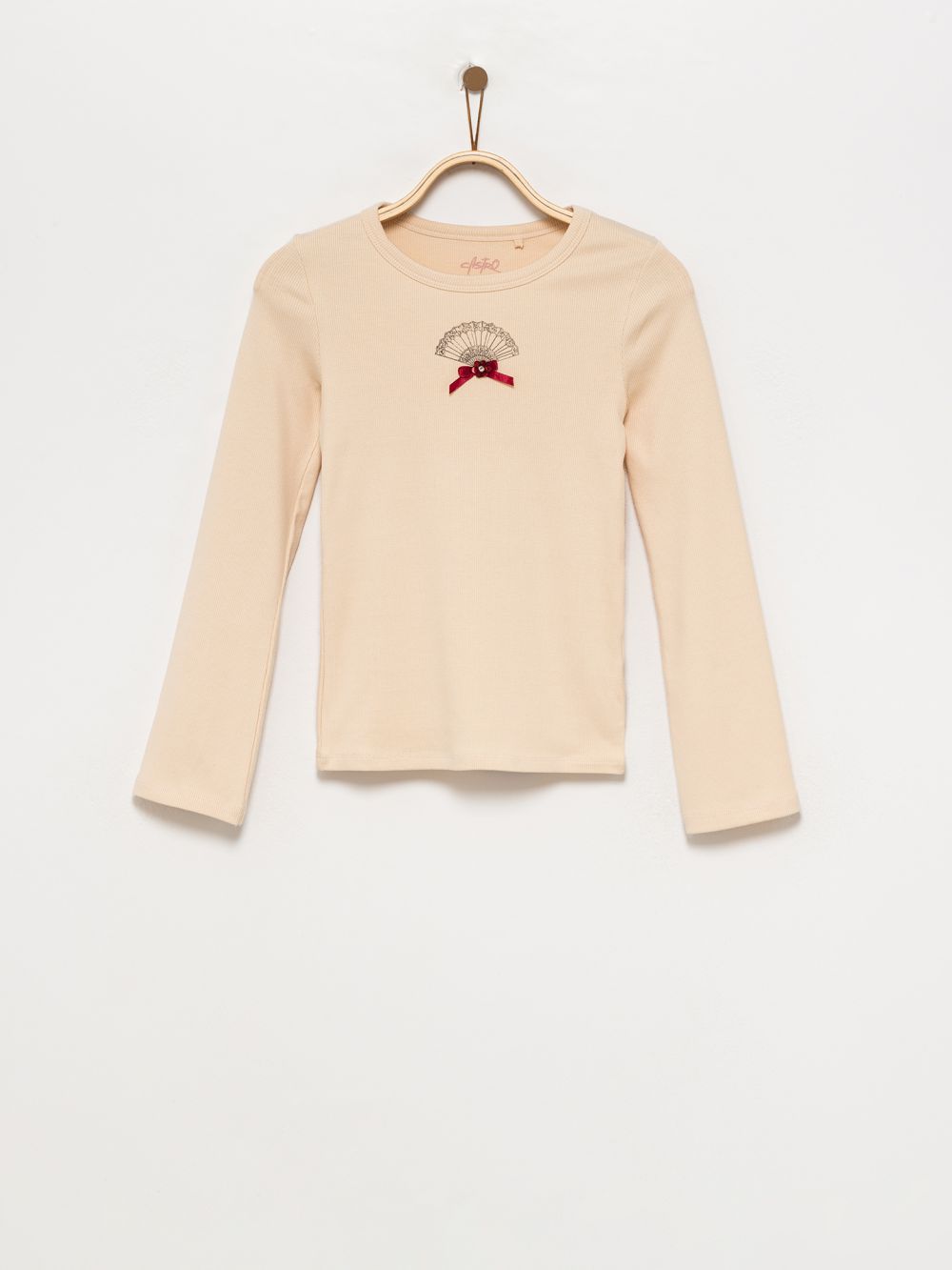 טי ריב שרוול מתרחב