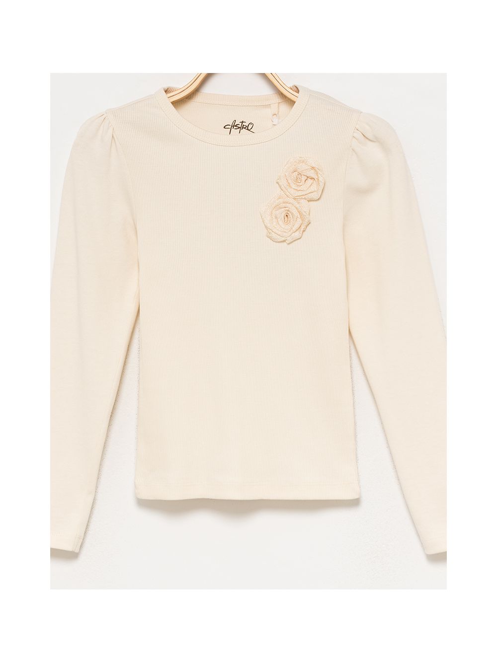 טי שירט עם פרחים