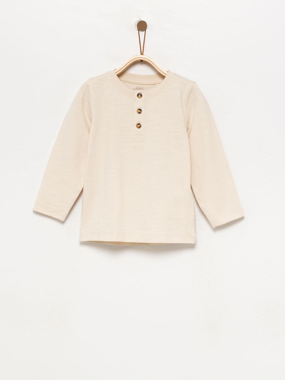 טי-שירט כפתורים ארוכה