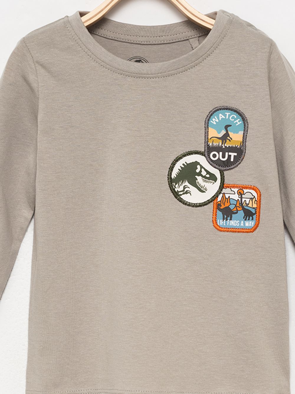 טישרט פארק היורה